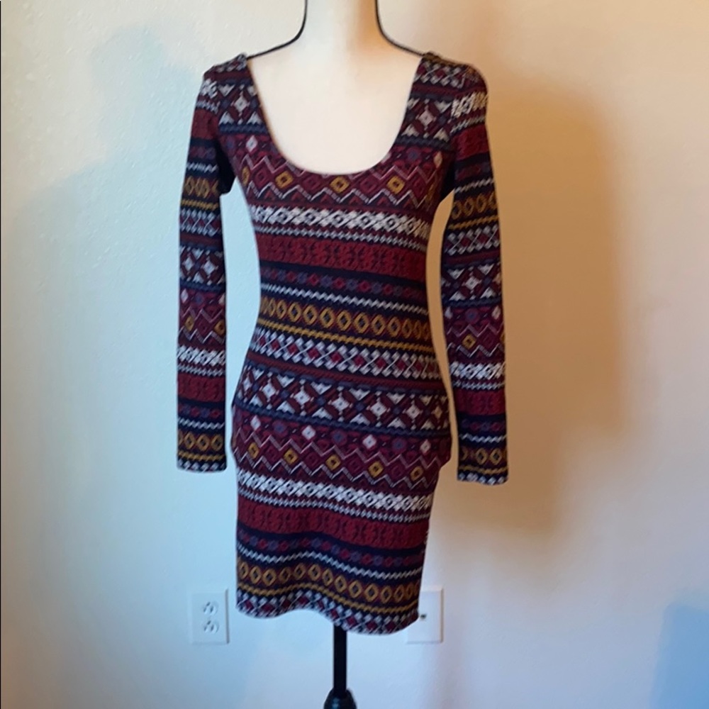 Fitted long sleeve dress with Aztec printed design